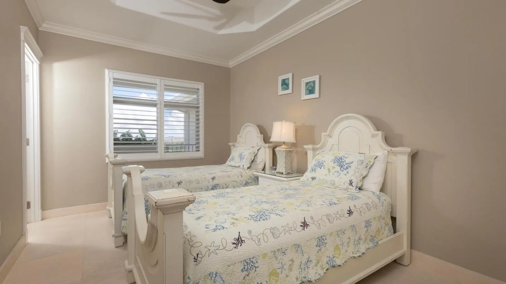 Daire South Bay Beach Club 35 Penthouse - 3 Bedroom 3 Bathroom Unit George Town Cayman Adaları