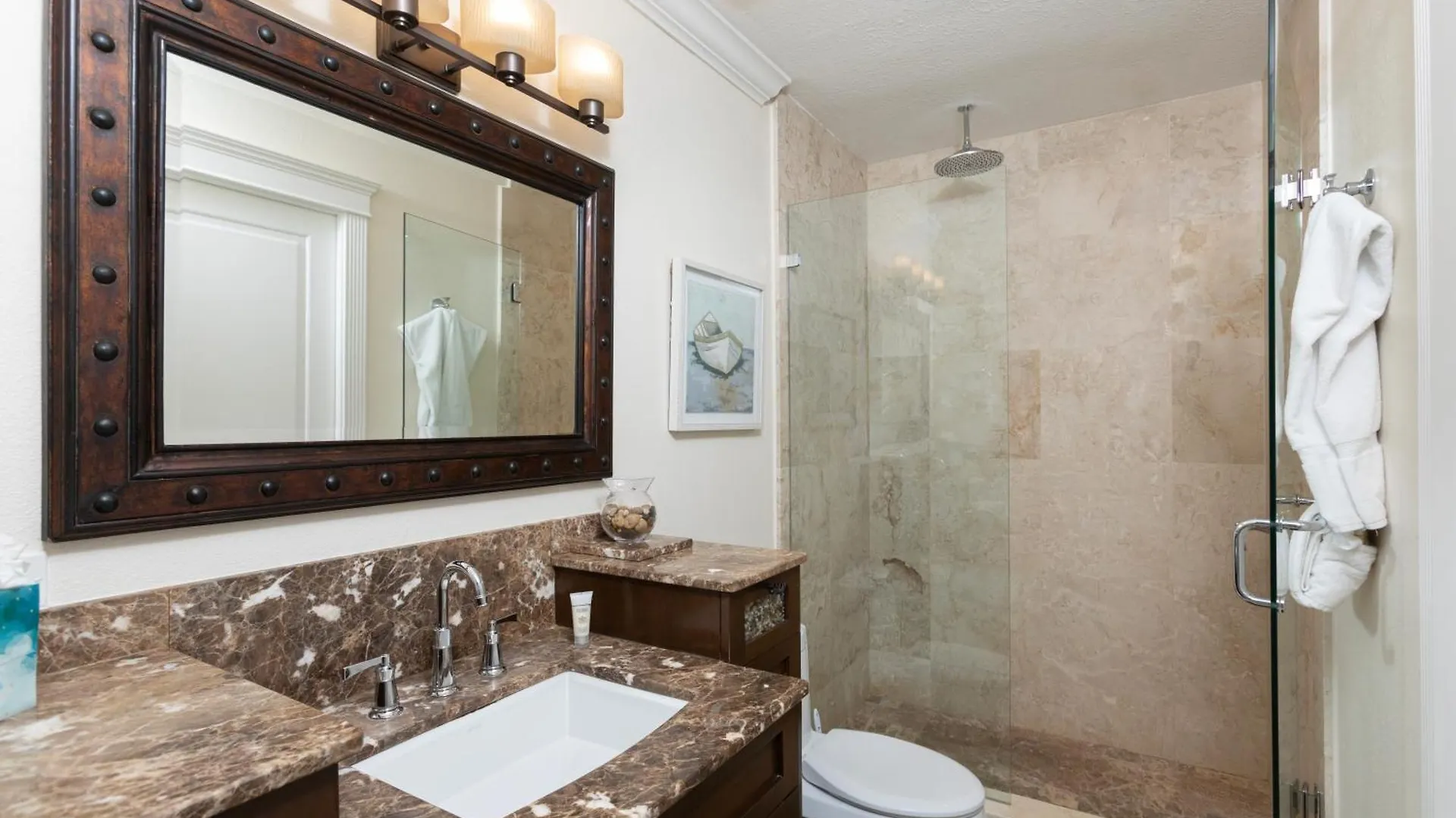 Daire South Bay Beach Club 35 Penthouse - 3 Bedroom 3 Bathroom Unit George Town